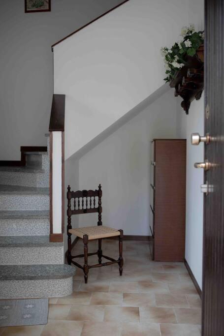 Vista Lago-Appartamento Funzionale Con Vista Varese Exterior photo